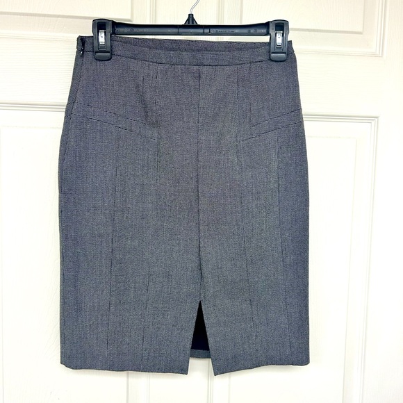 Express Design Studio Houndstooth Size 0 Pencil Skirt - Picture 3 of 7